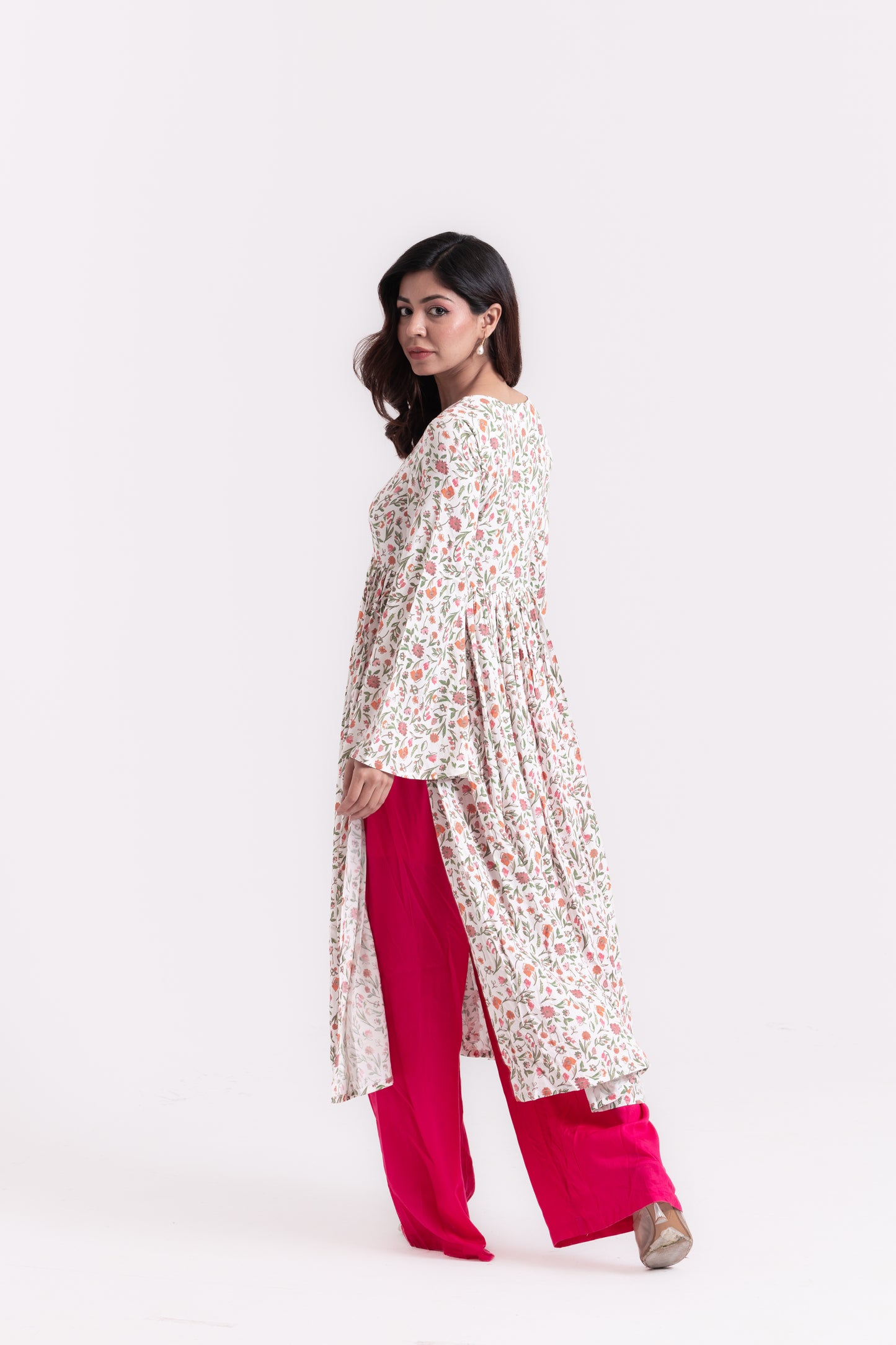 White Garden: Floral Print Kurti Set