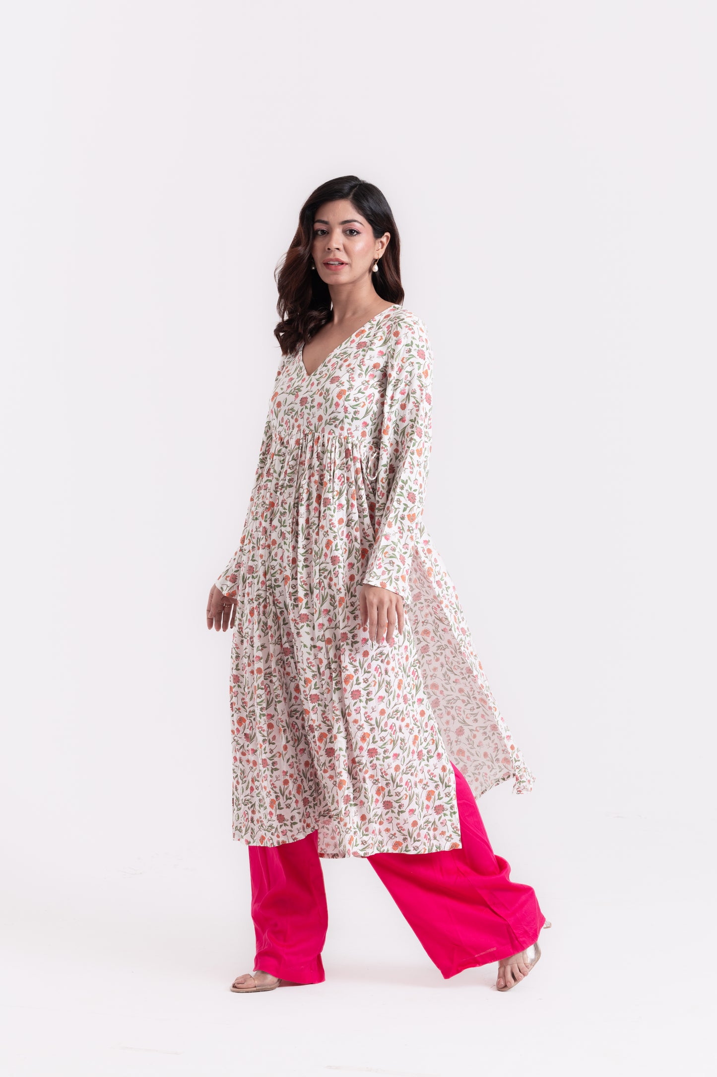 White Garden: Floral Print Kurti Set