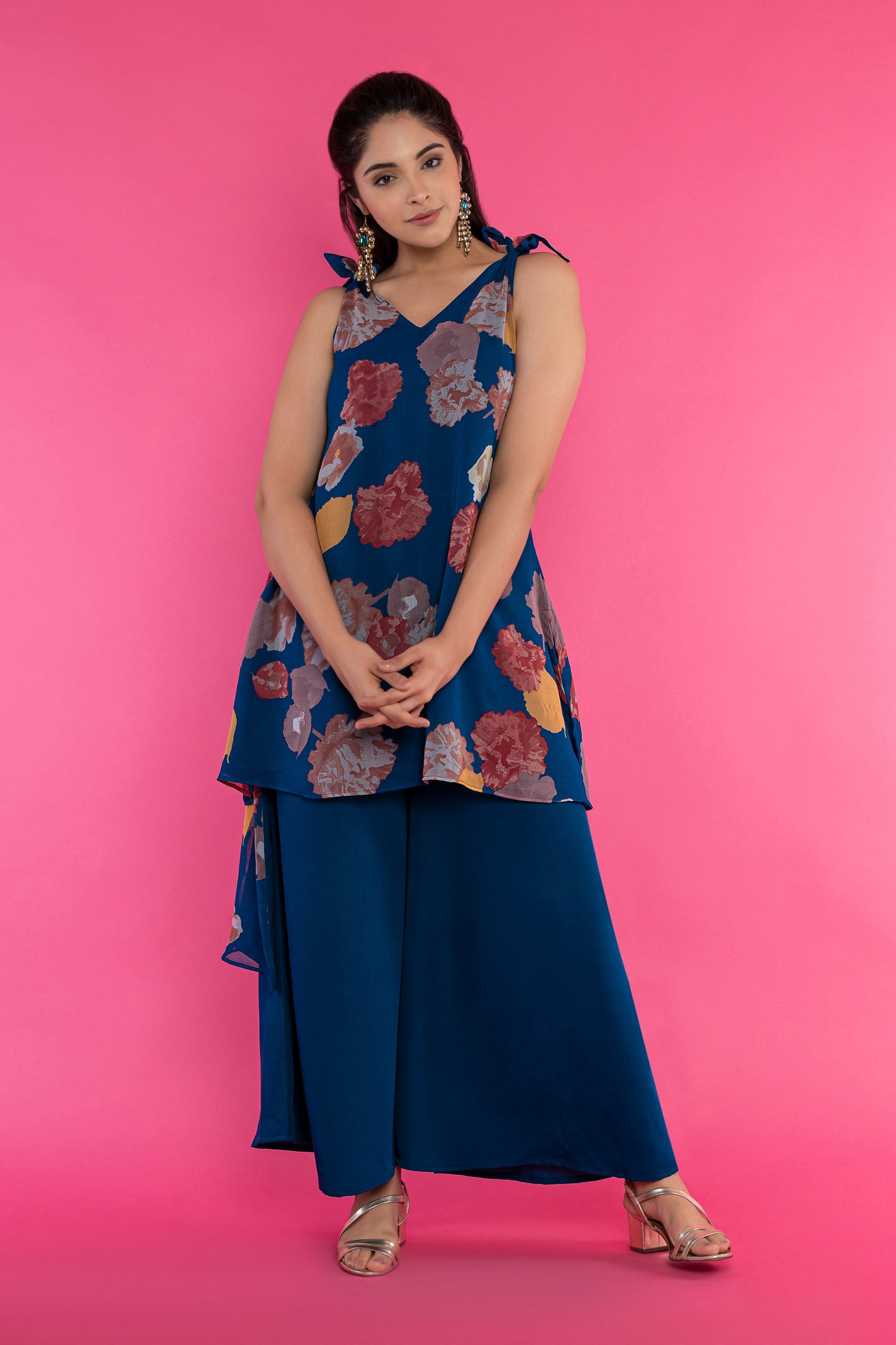 Peacock blue shoulder knotted kurti set