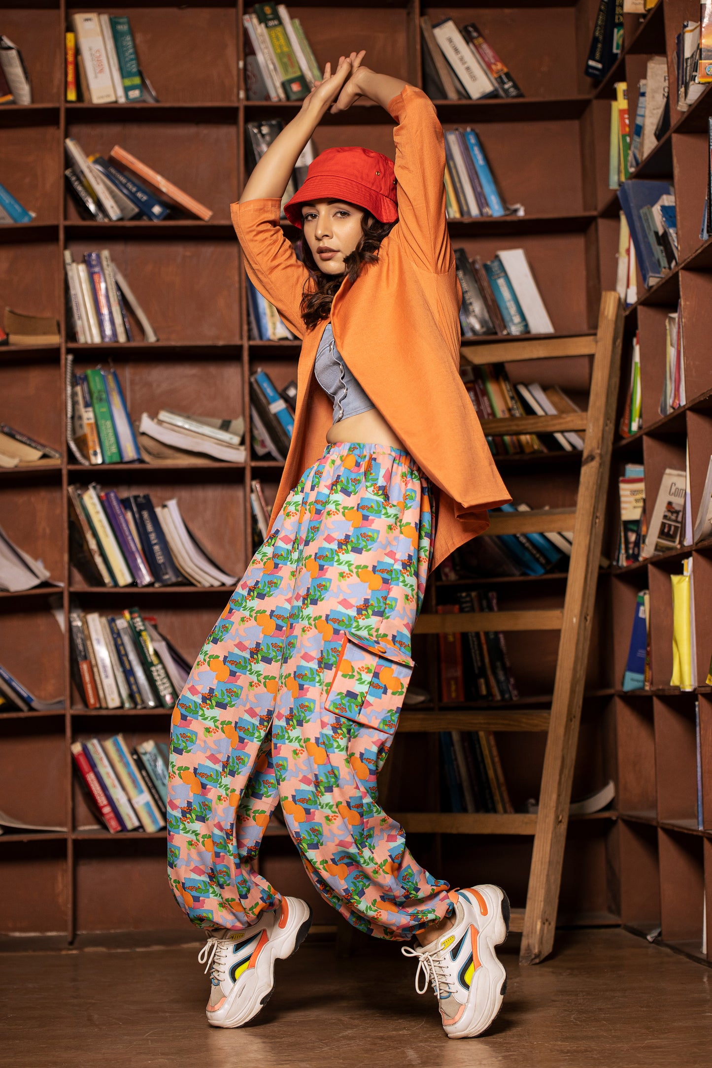 statement printed cargo pants