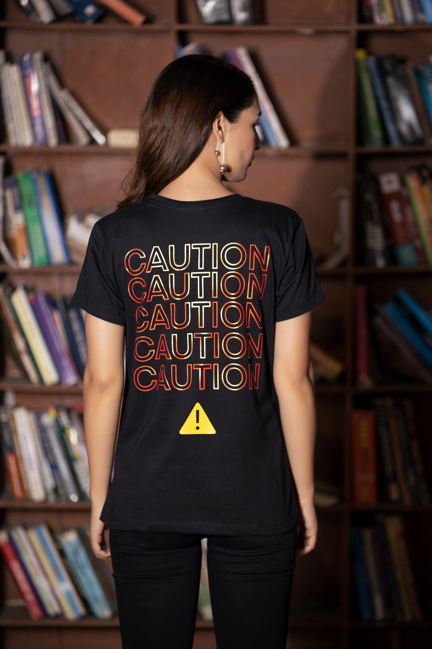 CAUTION !
