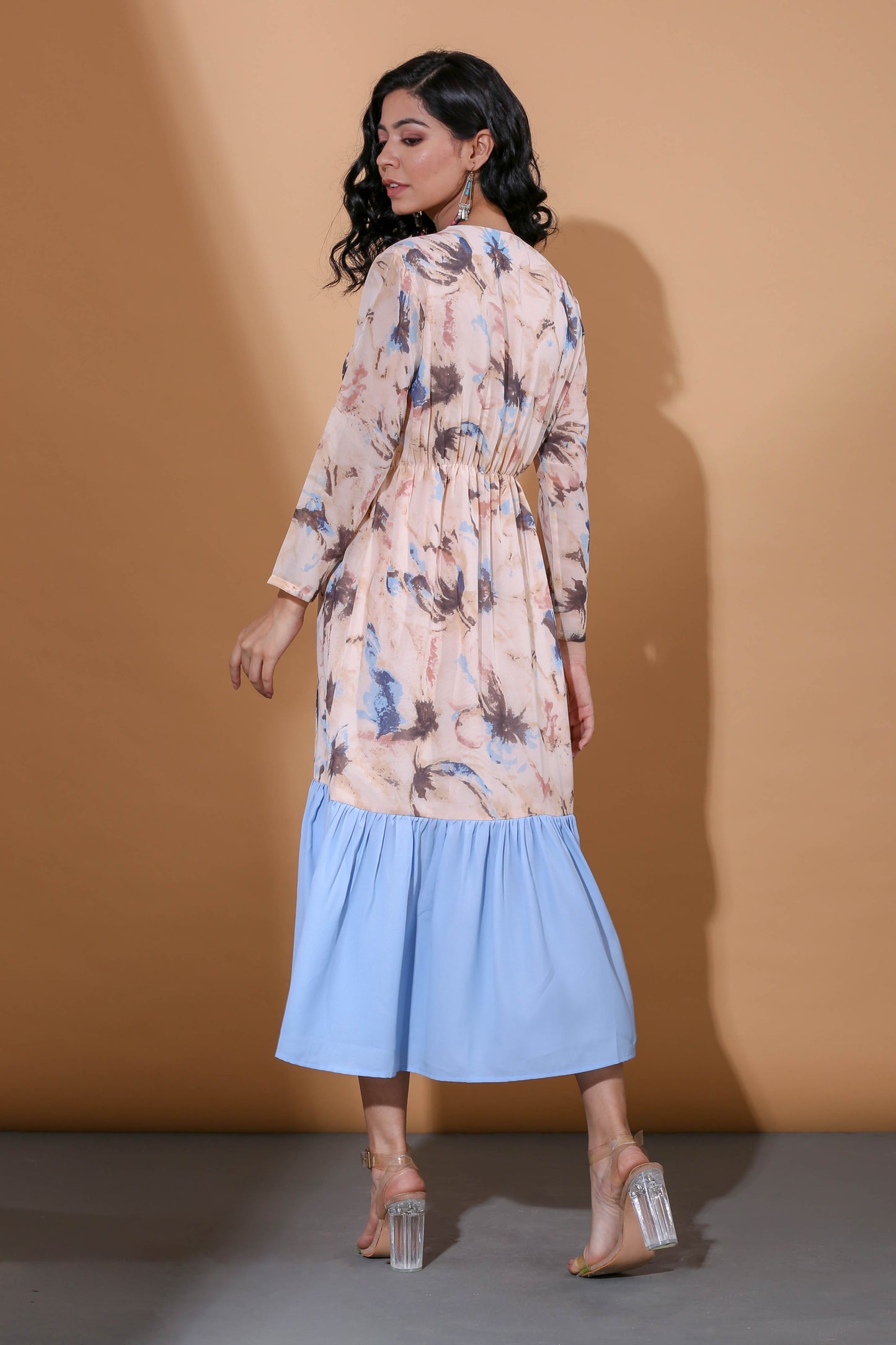 Adhikam - Beige printed midi-dress