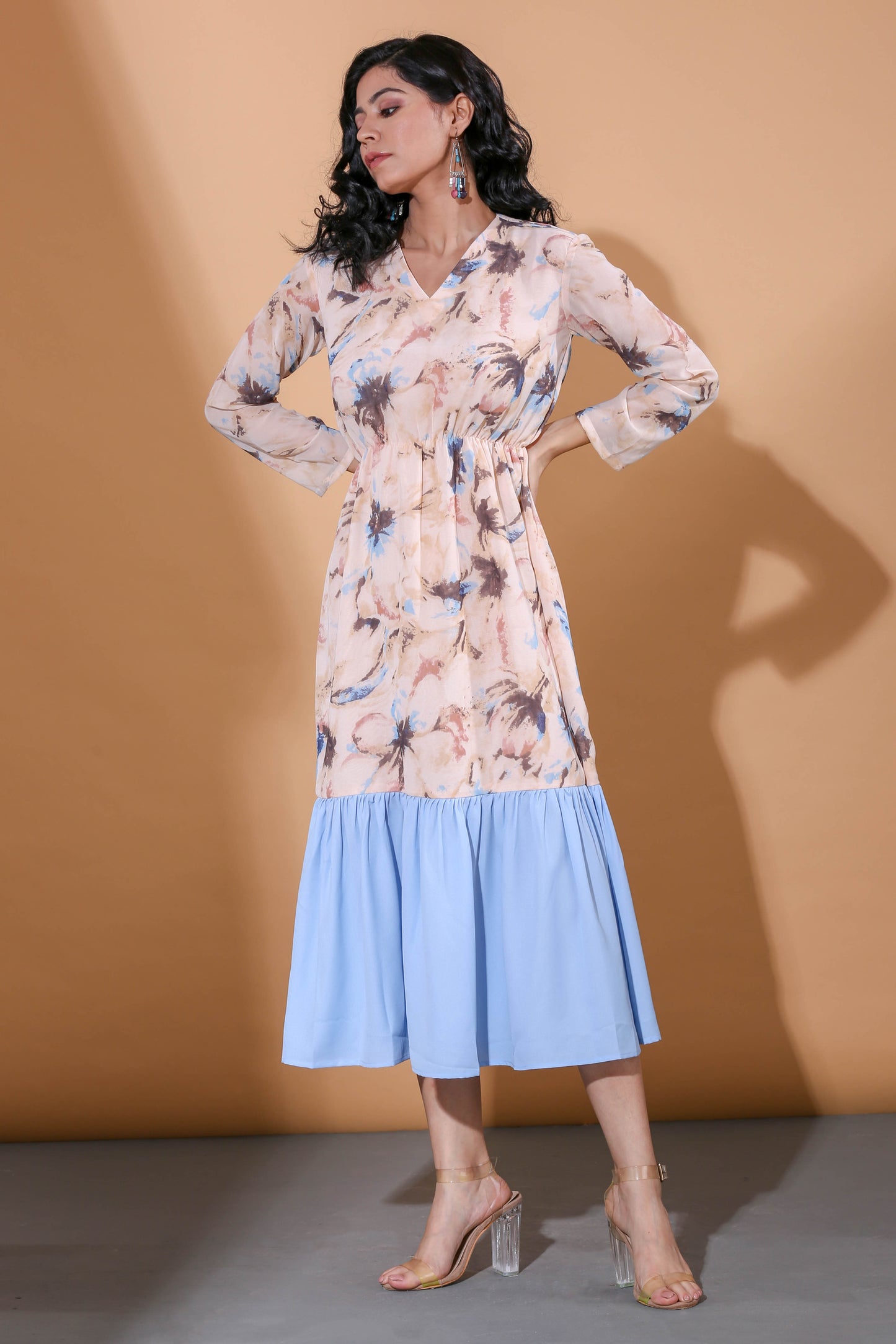 Adhikam - Beige printed midi-dress