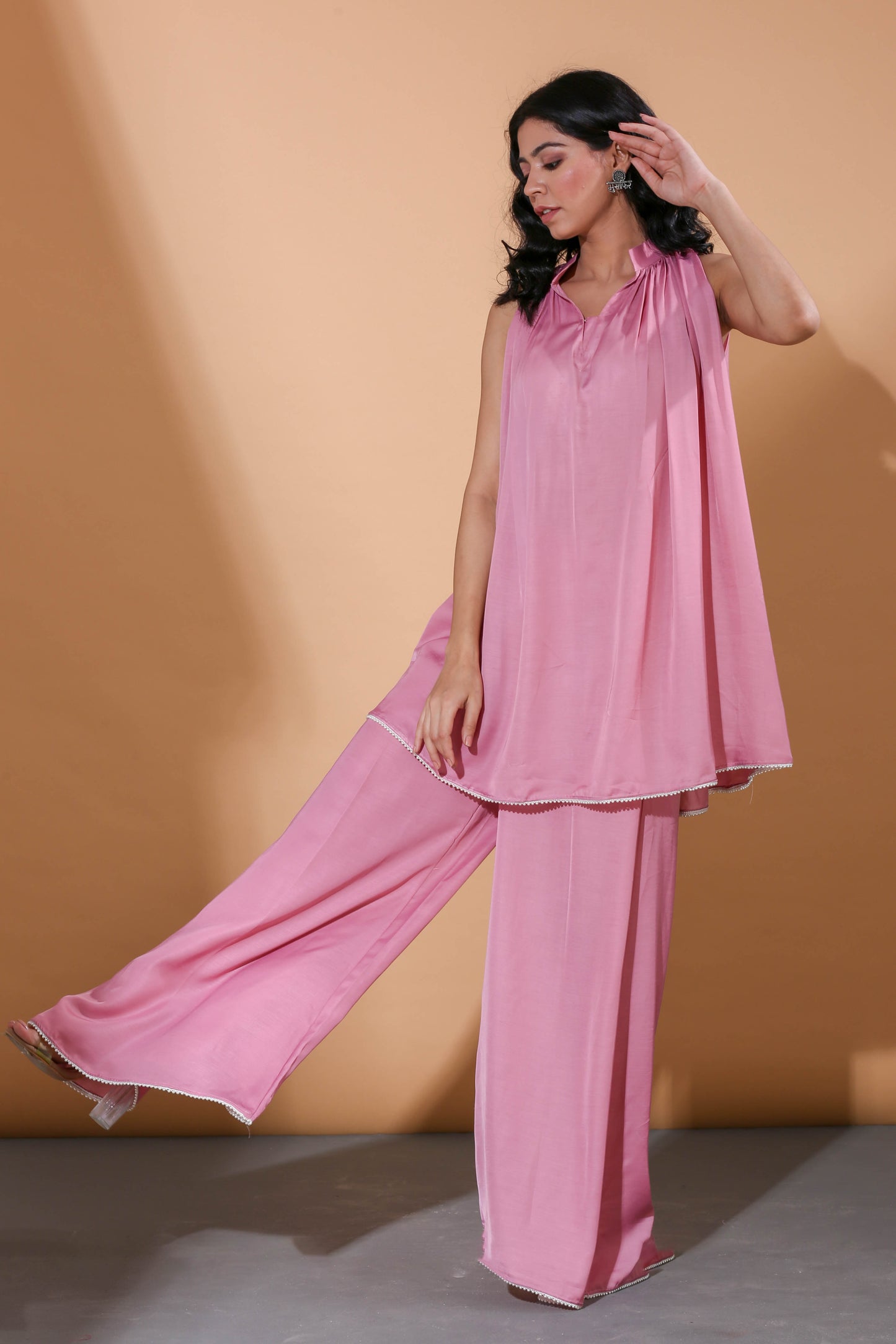 Adhikam- Salmon pink gathered kurti set