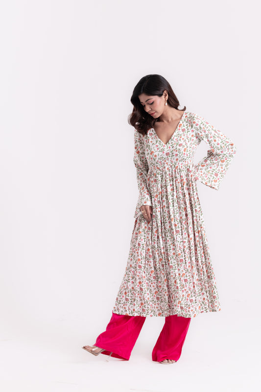 White Garden: Floral Print Kurti Set