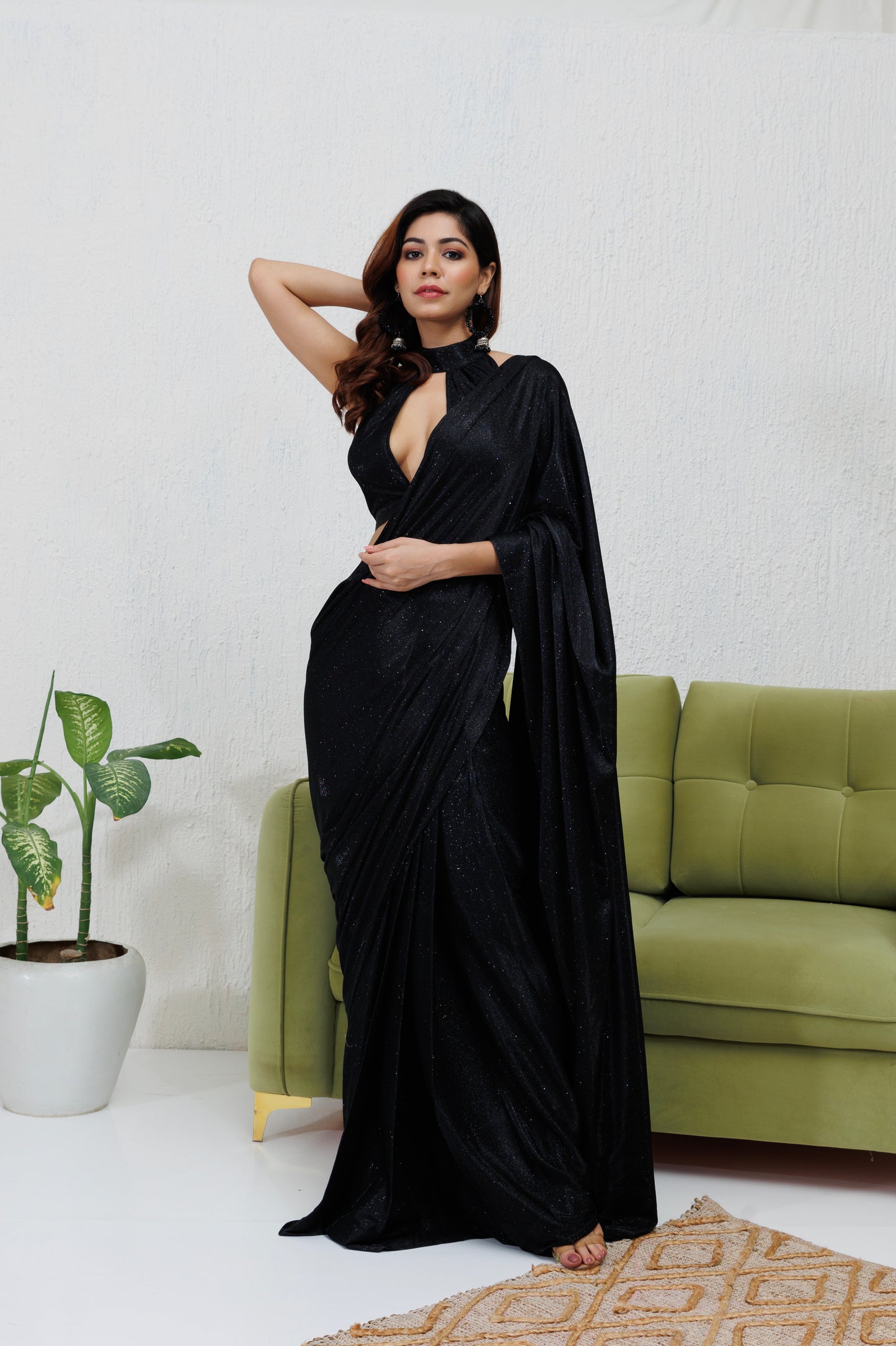 Mystique Melange: Black shimmer Pre-draped saree