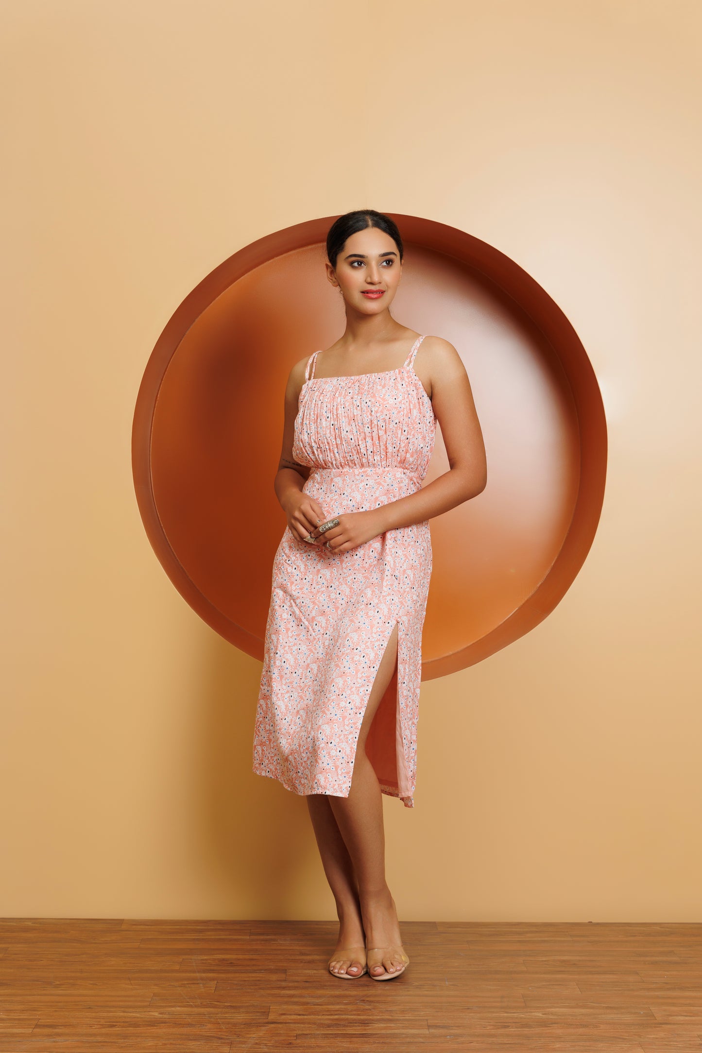 Frontier Chic: Peach floral printed side slit dress